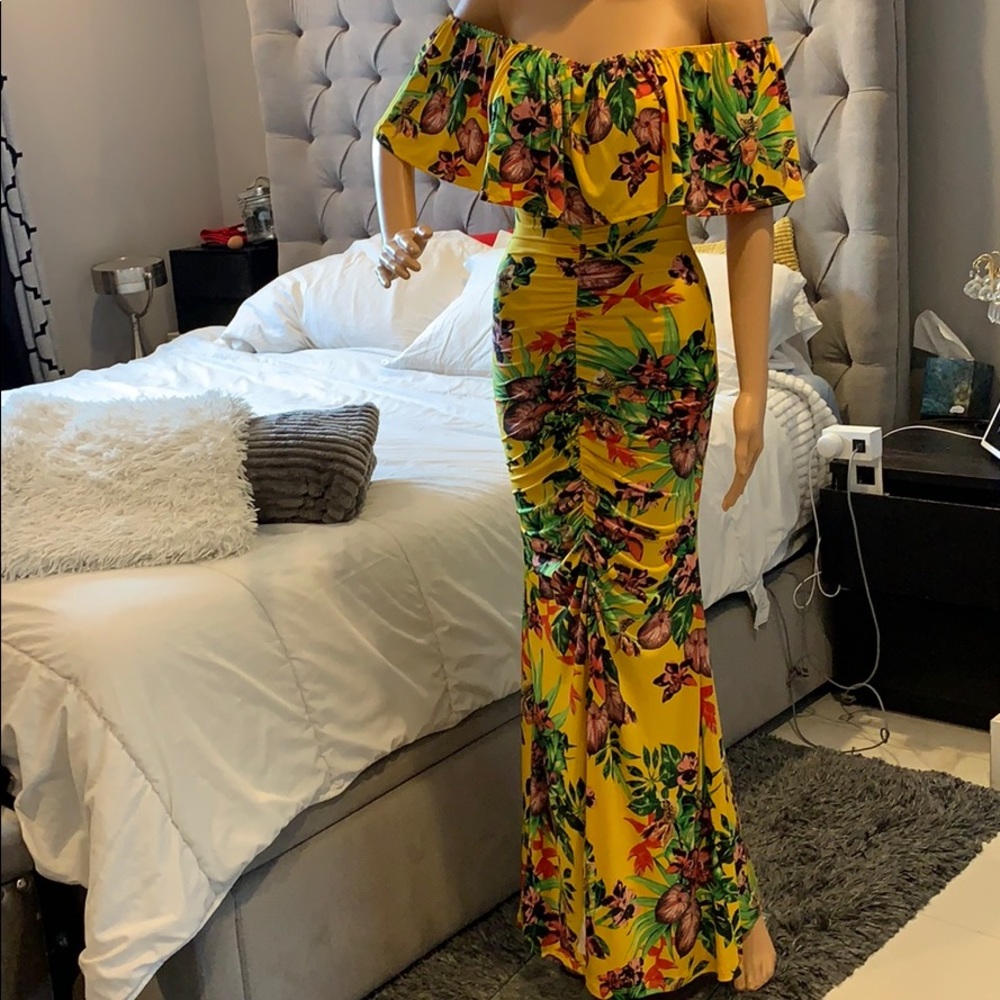 One size off the shoulder long floral dress.